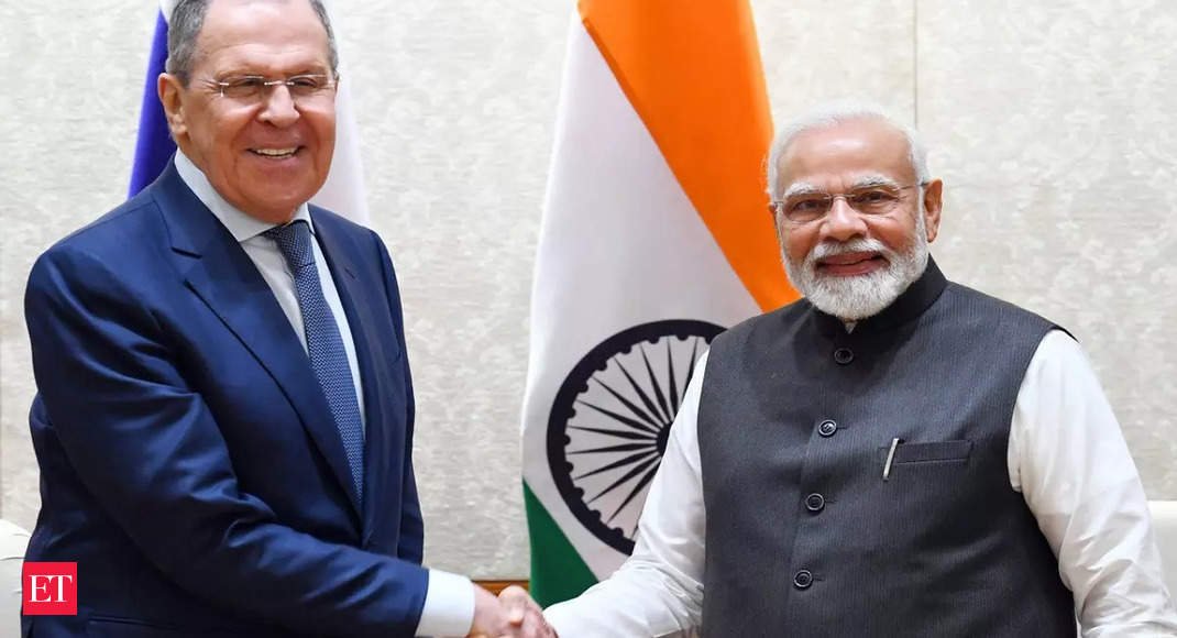Russian Foreign Minister Lavrov calls on PM Modi