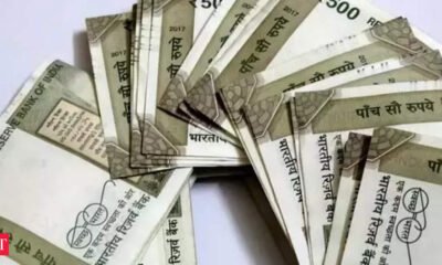 Govt sure of meeting fiscal deficit aim