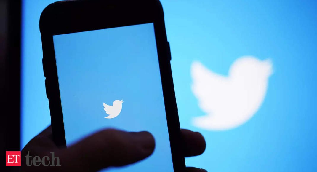 Twitter hit by fundamental outage