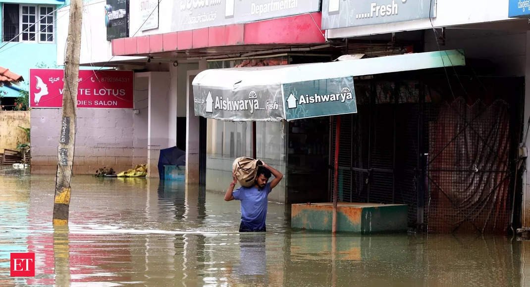 Bengalureans blame Neat City work for flooding